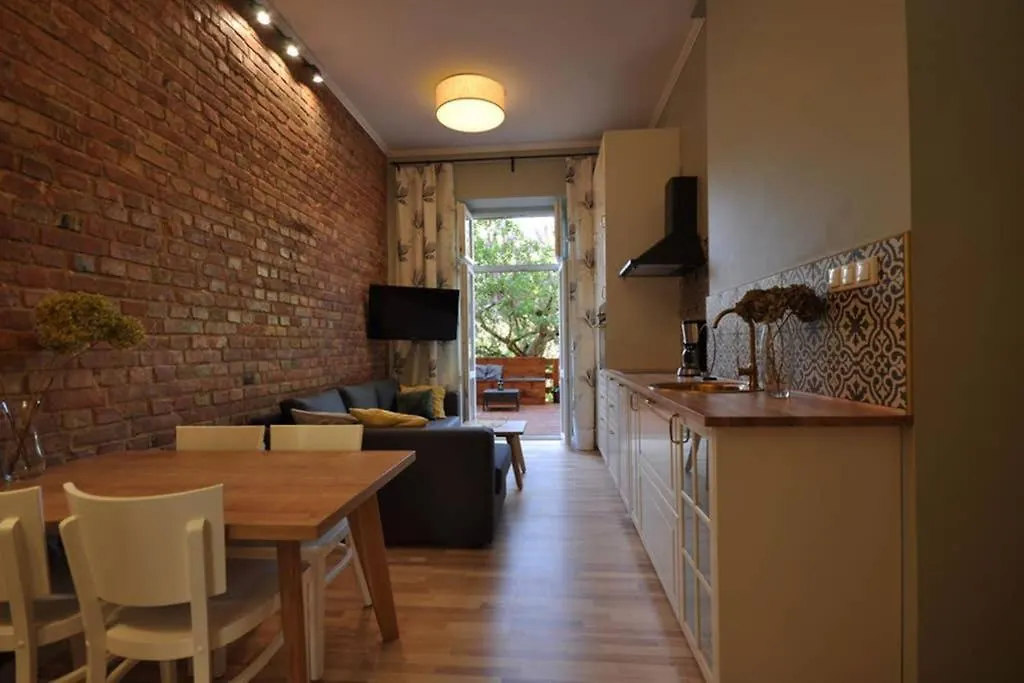 Poznanska Apartment 0*, Poznań